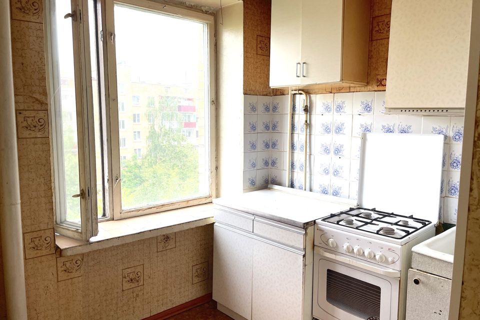 Продаётся 3-комнатная квартира, 55.8 м²