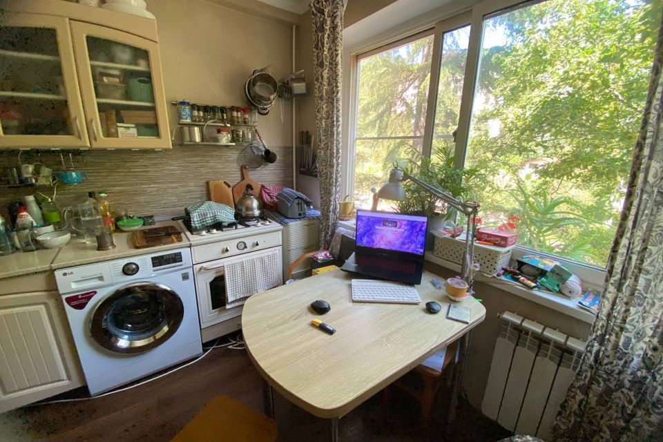 Продаётся 1-комнатная квартира, 34 м²
