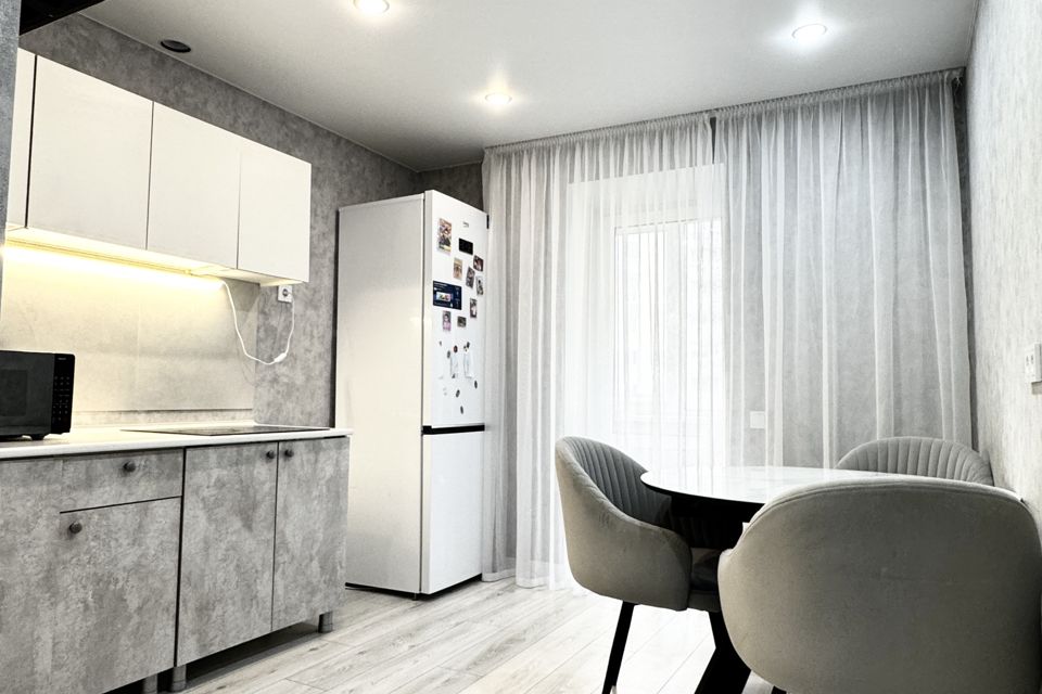 Продаётся 1-комнатная квартира, 35.6 м²