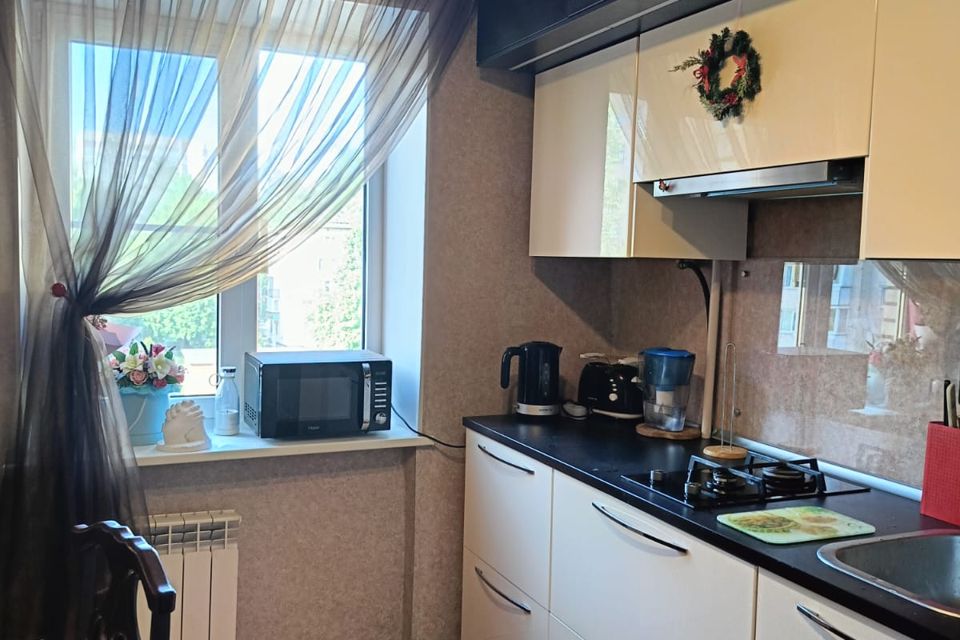 Продаётся 3-комнатная квартира, 67.6 м²