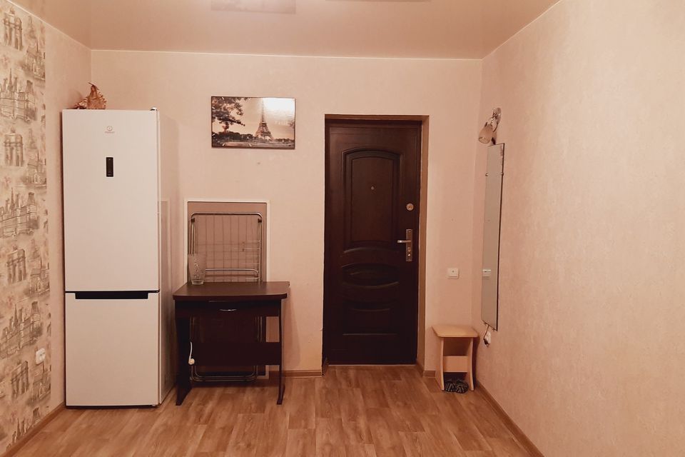 Продаётся комната в 1-комн. квартире, 14 м²