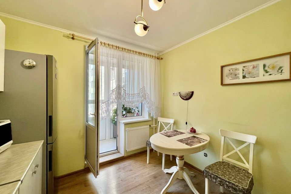 Продаётся 2-комнатная квартира, 63.5 м²