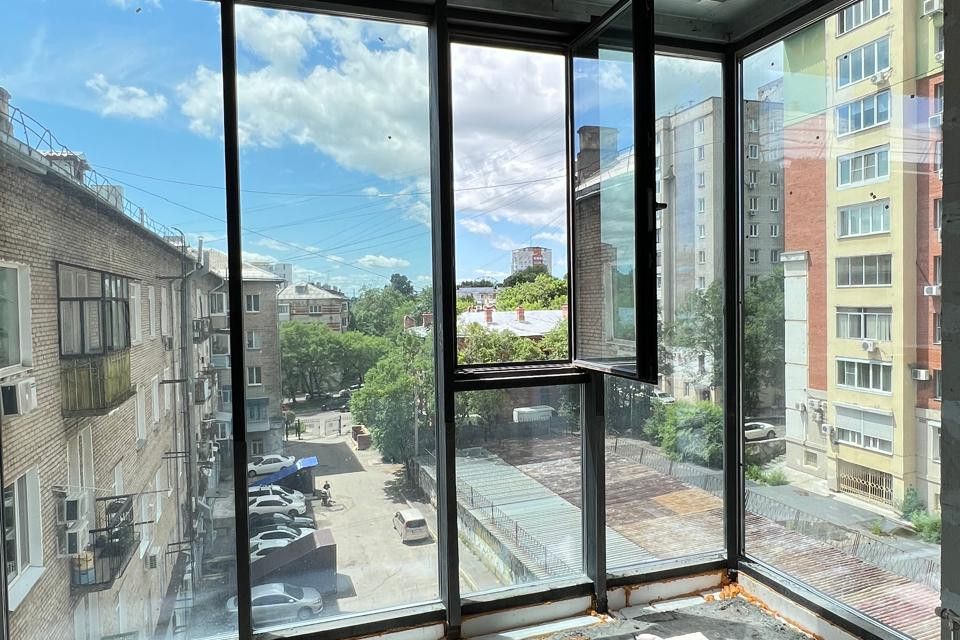 Продаётся 2-комнатная квартира, 93.7 м²
