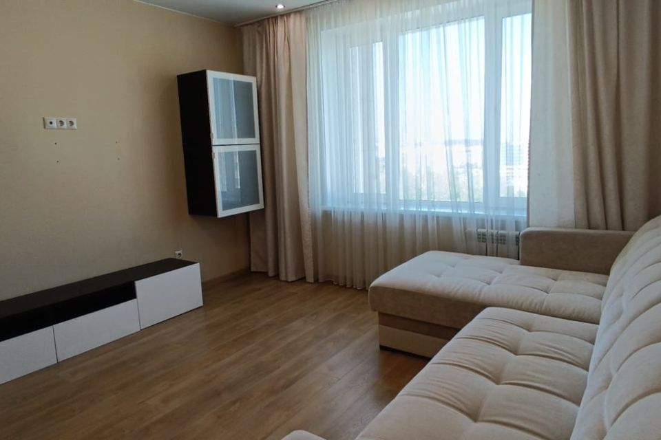 Продаётся 2-комнатная квартира, 65 м²