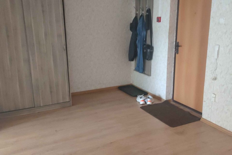 Продаётся 2-комнатная квартира, 69.2 м²