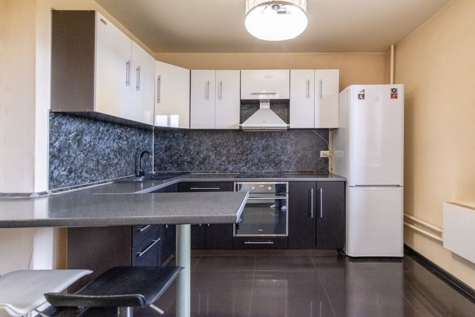 Продаётся 1-комнатная квартира, 40.2 м²
