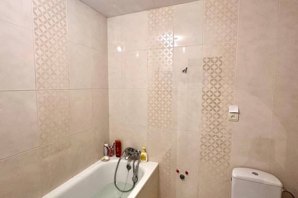 Продаётся 3-комнатная квартира, 58.7 м²