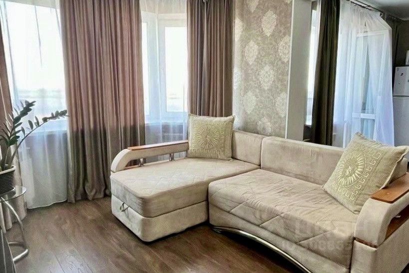 Продаётся 1-комнатная квартира, 42.1 м²
