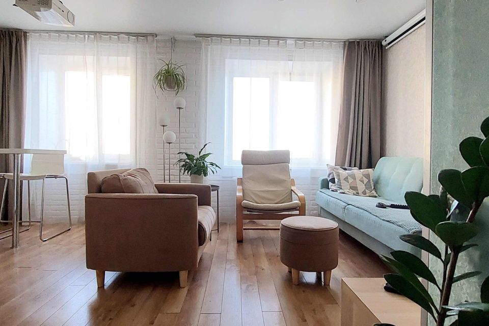 Продаётся 3-комнатная квартира, 58.2 м²