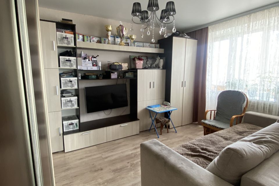 Продаётся 3-комнатная квартира, 51.7 м²