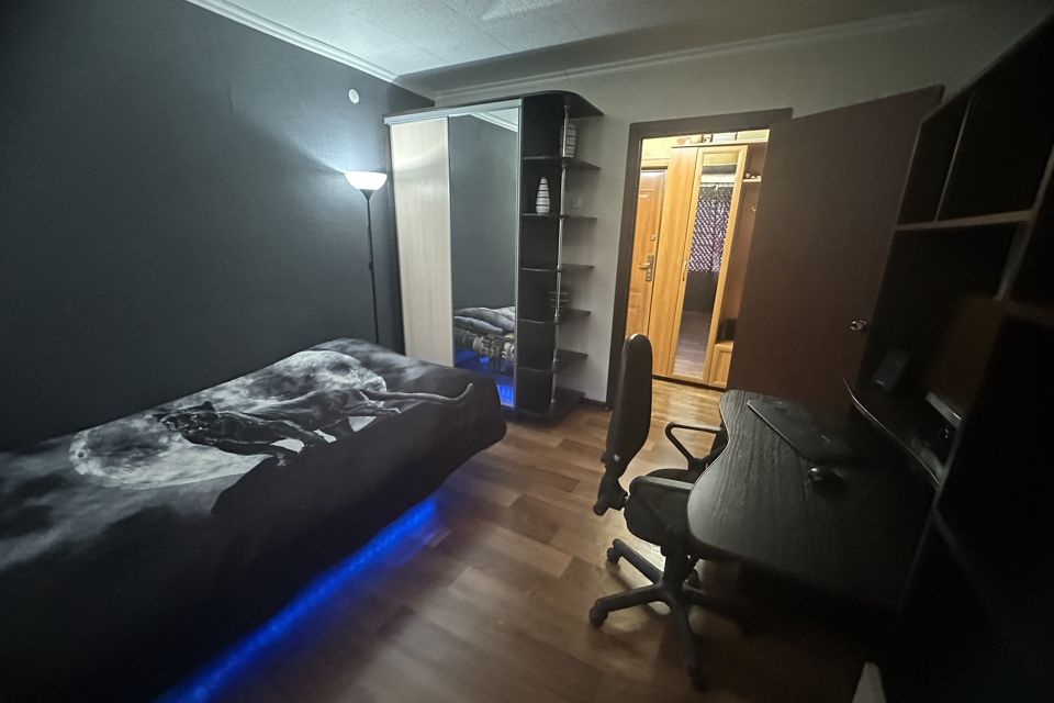 Продаётся 3-комнатная квартира, 53.9 м²
