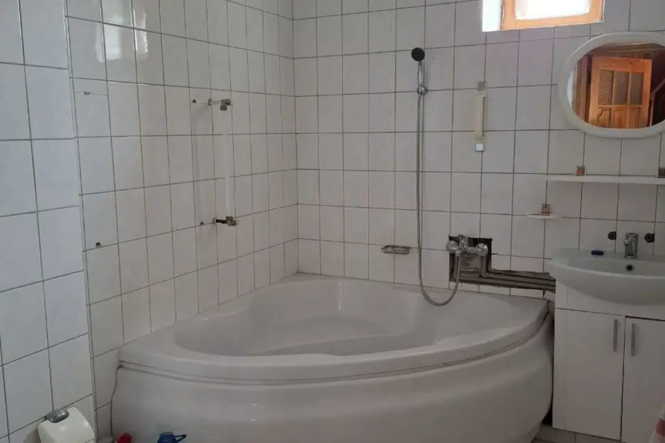 Продаётся 2-этажный дом, 300 м²