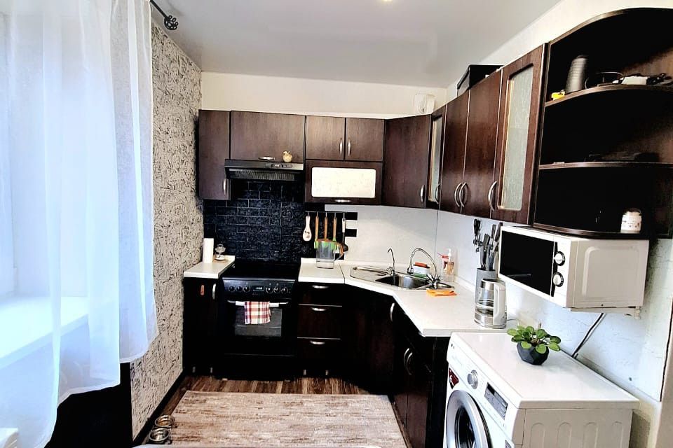 Продаётся 3-комнатная квартира, 65.5 м²