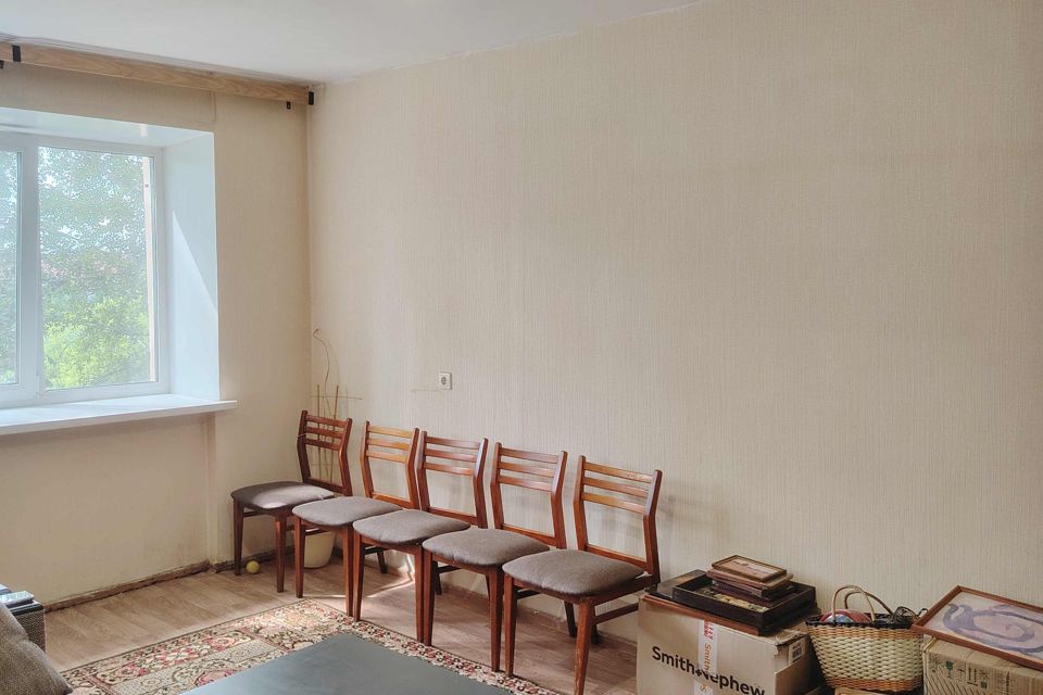 Продаётся 3-комнатная квартира, 61.4 м²