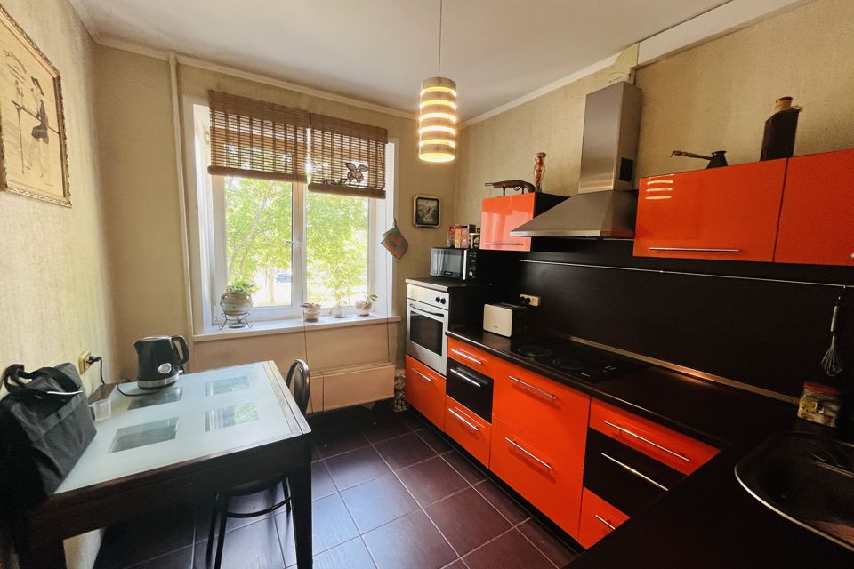 Продаётся 3-комнатная квартира, 67.8 м²