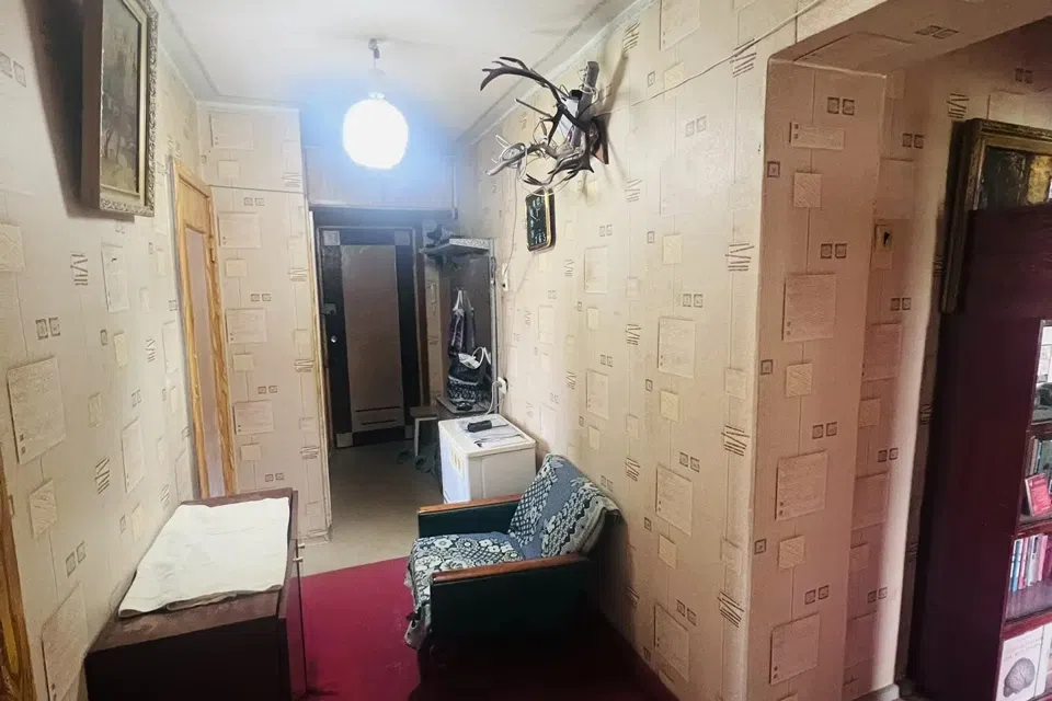 Продаётся 4-комнатная квартира, 79 м²