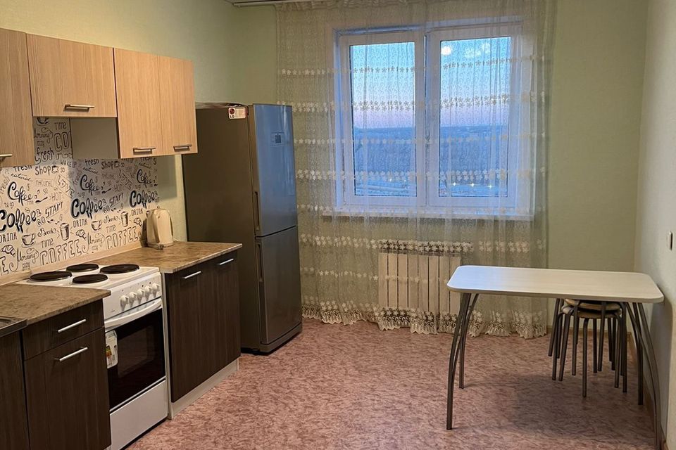 Сдаётся 2-комнатная квартира, 65 м²