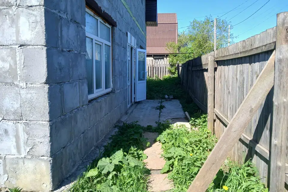 Продаётся 2-этажный дом, 325 м²