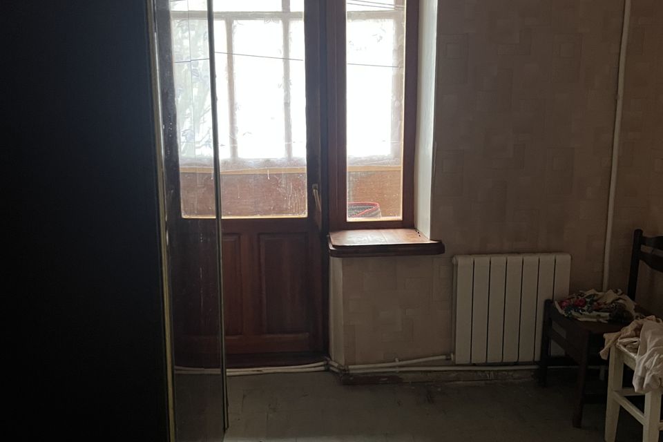 Продаётся 4-комнатная квартира, 74 м²