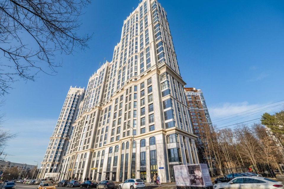 Продаётся 1-комнатная квартира, 45.6 м²