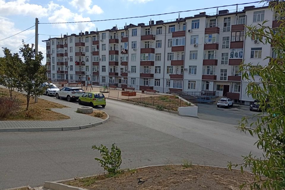Продаётся 1-комнатная квартира, 40 м²