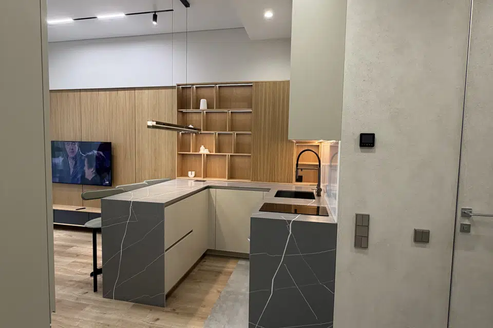 Продаётся 2-комнатная квартира, 62.3 м²