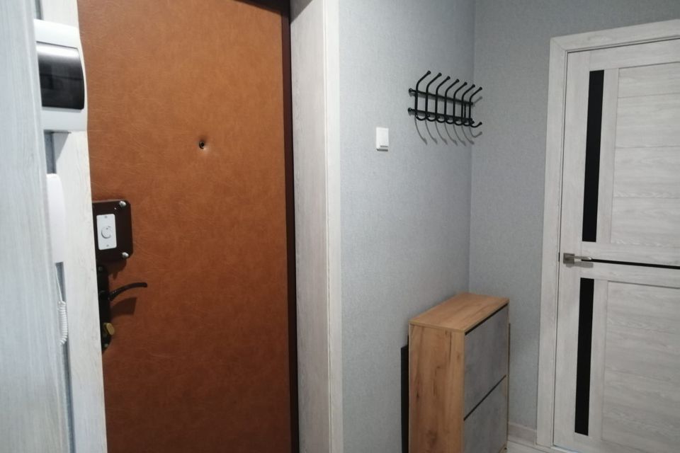 Продаётся 3-комнатная квартира, 55.9 м²