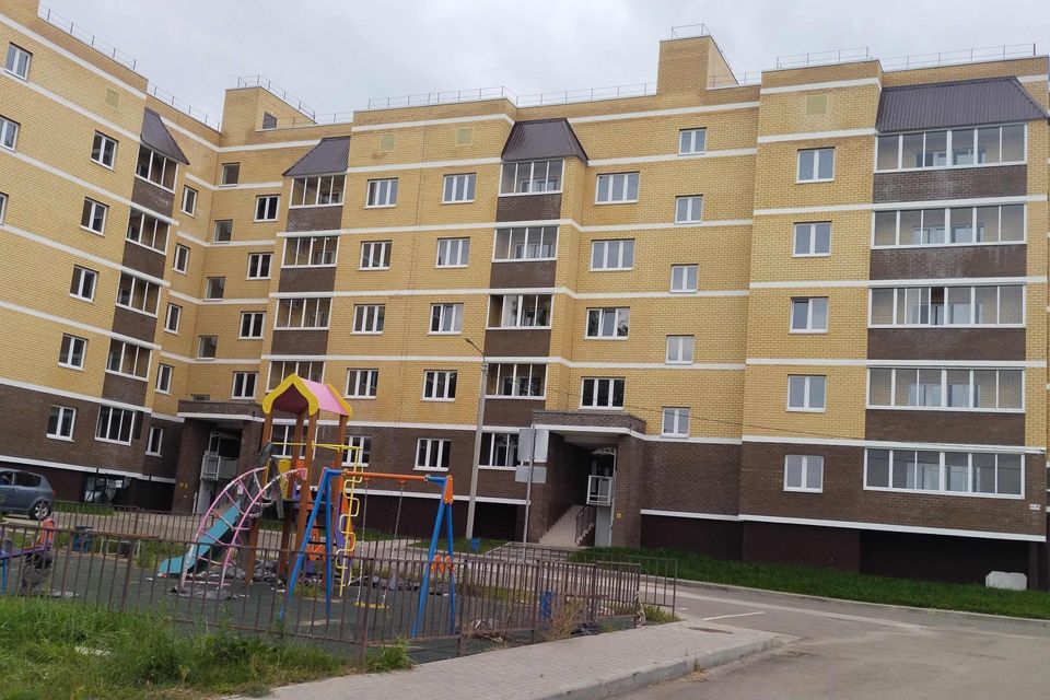 Продаётся 1-комнатная квартира, 46.3 м²