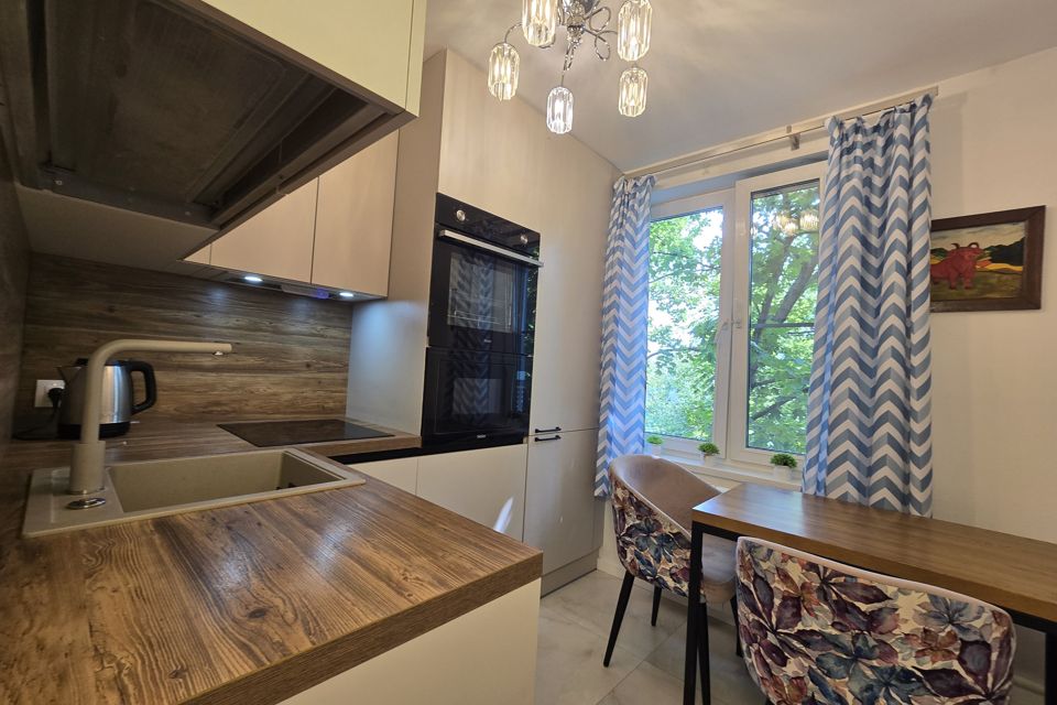 Продаётся 2-комнатная квартира, 43.8 м²