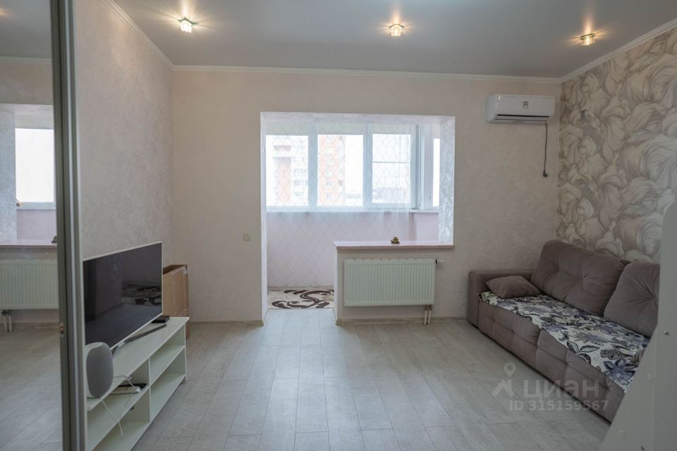 Продаётся 1-комнатная квартира, 43.8 м²