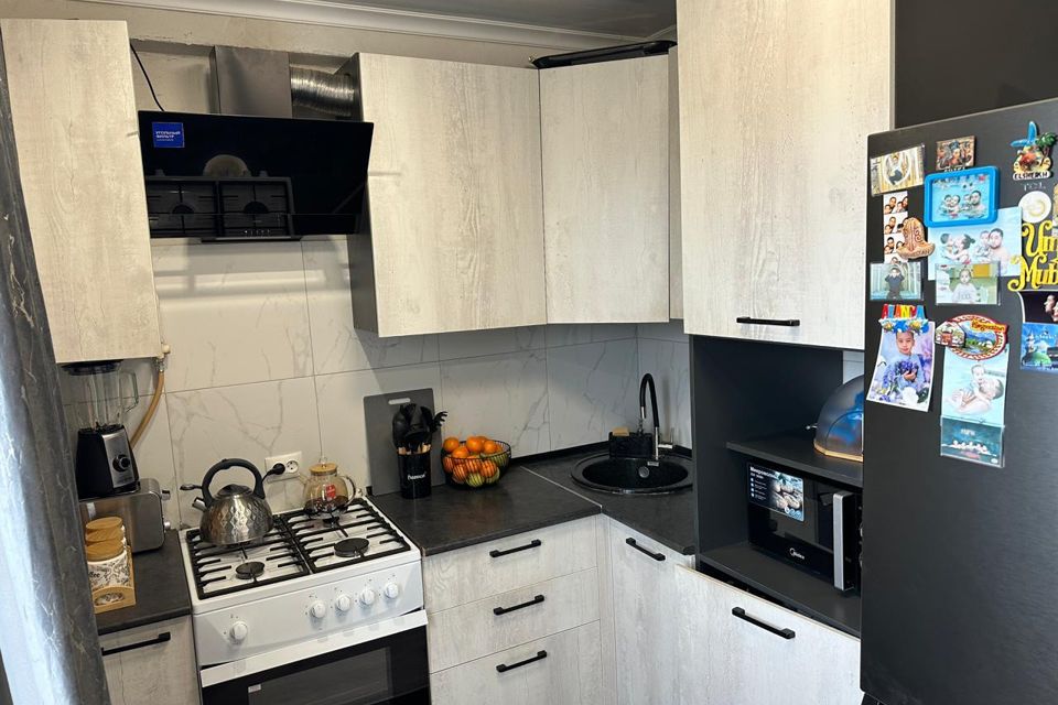 Продаётся 3-комнатная квартира, 54.7 м²