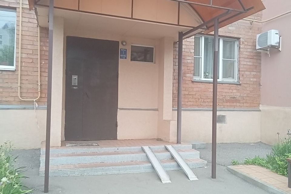 Продаётся 1-комнатная квартира, 35 м²