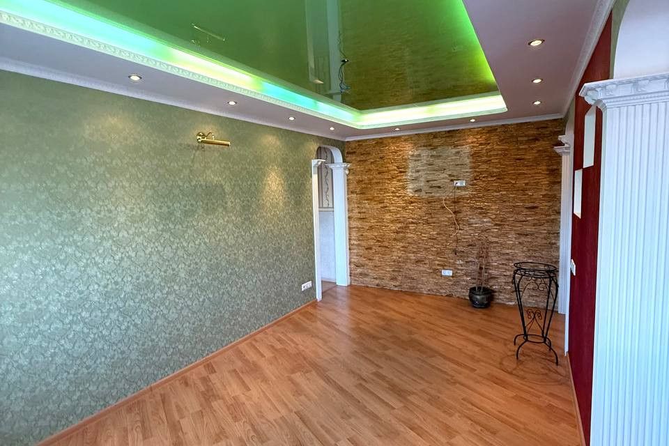 Продаётся 3-комнатная квартира, 77.6 м²