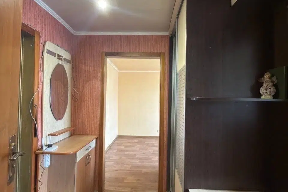 Продаётся 1-комнатная квартира, 32 м²