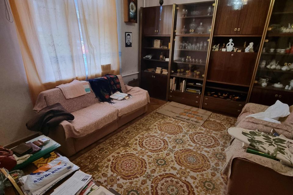 Продаётся 3-комнатная квартира, 63.8 м²
