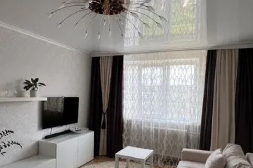 Продаётся 3-комнатная квартира, 65.2 м²