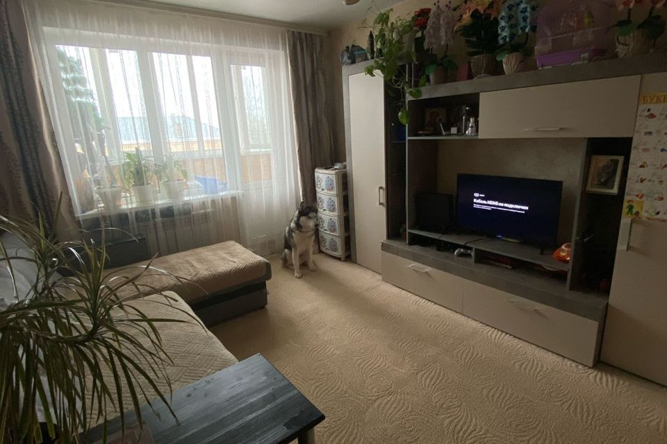 Продаётся 4-комнатная квартира, 77.1 м²