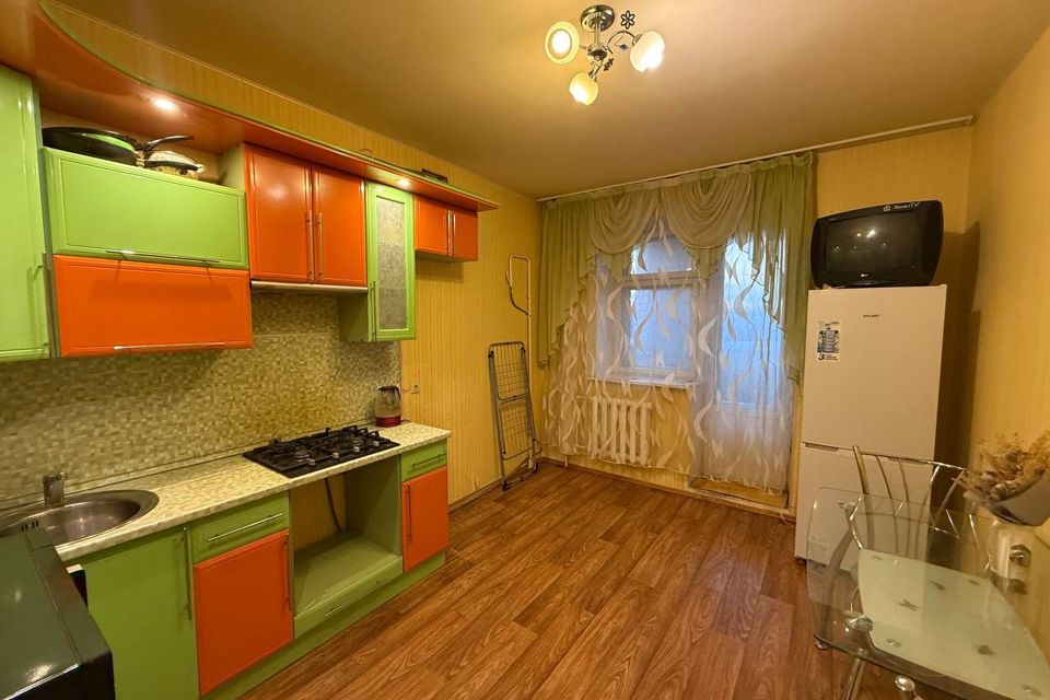 Продаётся 1-комнатная квартира, 53.1 м²