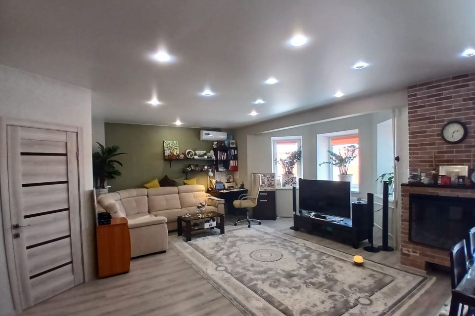 Продаётся 2-комнатная квартира, 86.6 м²