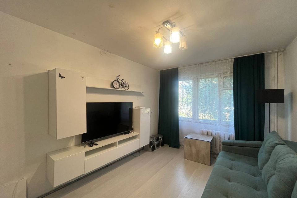 Продаётся 3-комнатная квартира, 60.4 м²