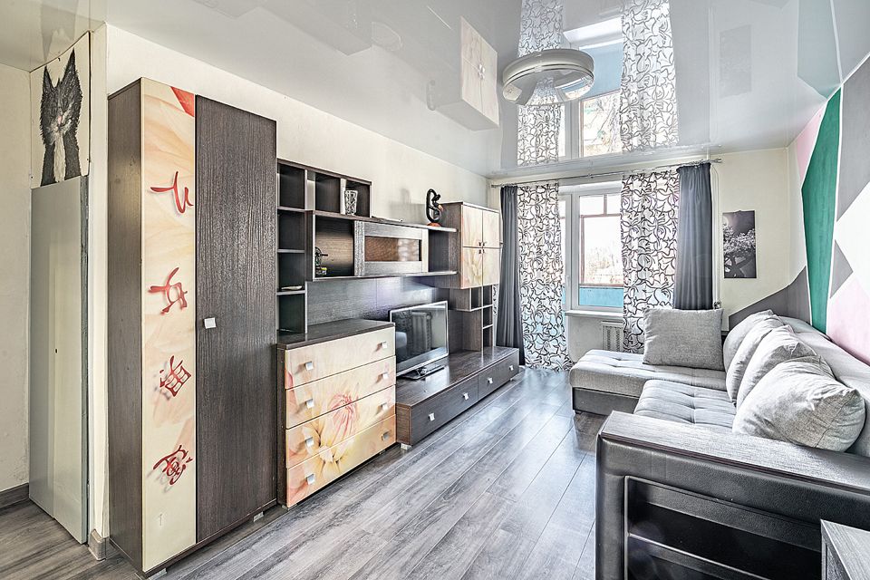 Продаётся 3-комнатная квартира, 56.9 м²