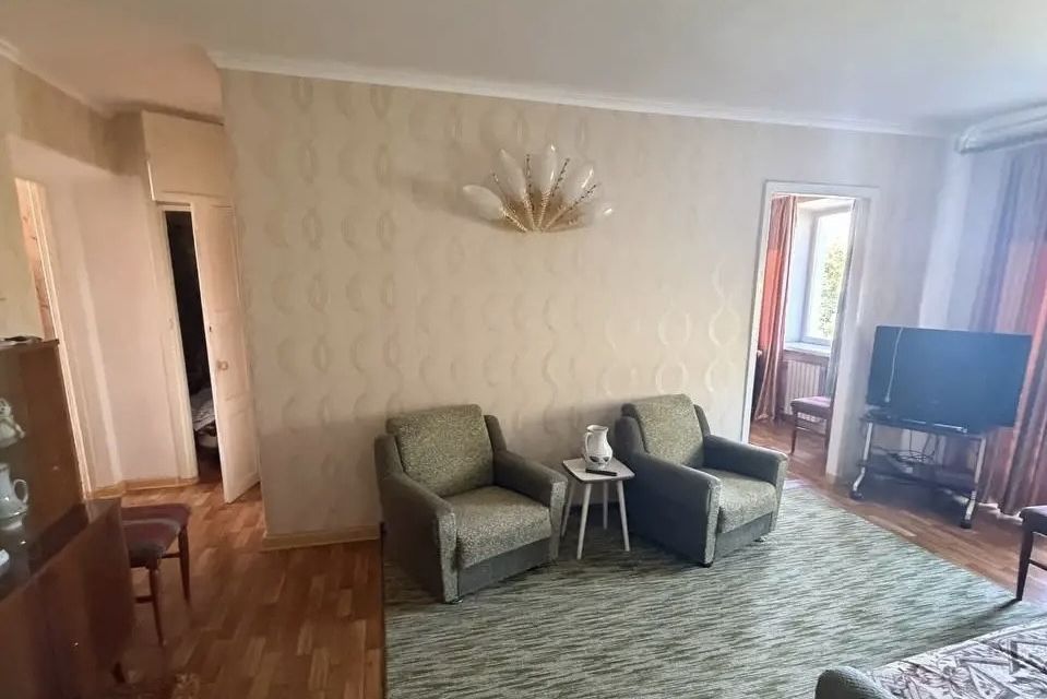 Продаётся 3-комнатная квартира, 56 м²