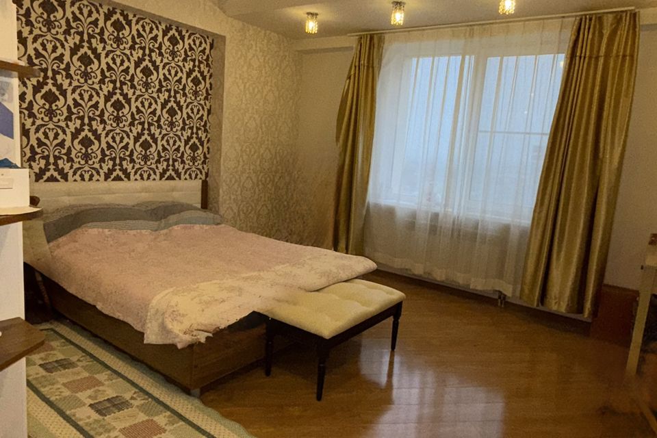 Сдаётся 3-комнатная квартира, 92 м²