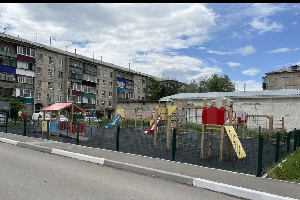 Продаётся 2-комнатная квартира, 49.2 м²
