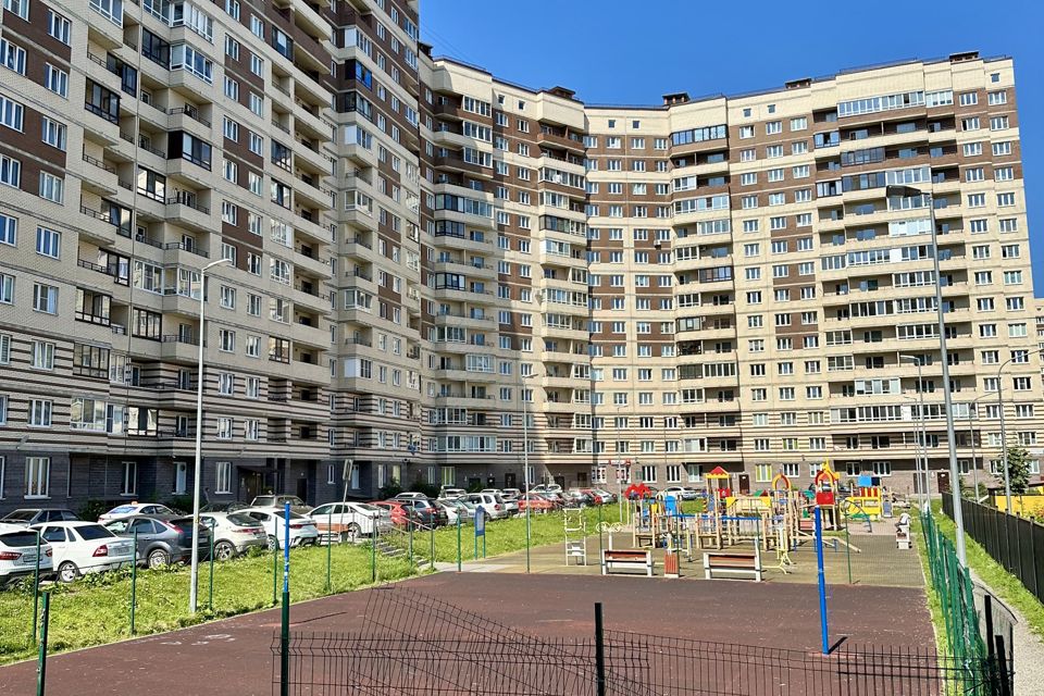 Продаётся 2-комнатная квартира, 64.29 м²