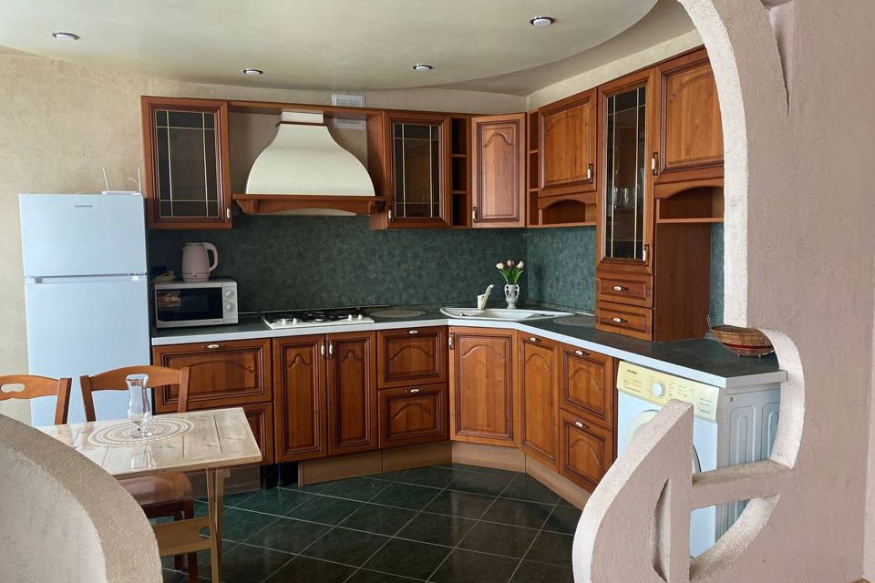 Продаётся 4-комнатная квартира, 73.1 м²