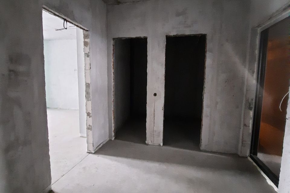 Продаётся 2-комнатная квартира, 76.6 м²