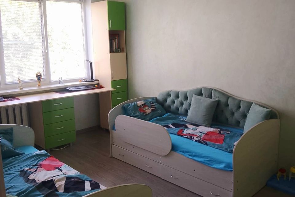 Продаётся 3-комнатная квартира, 61.6 м²