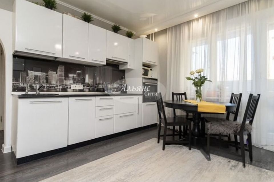 Продаётся 2-комнатная квартира, 61.1 м²