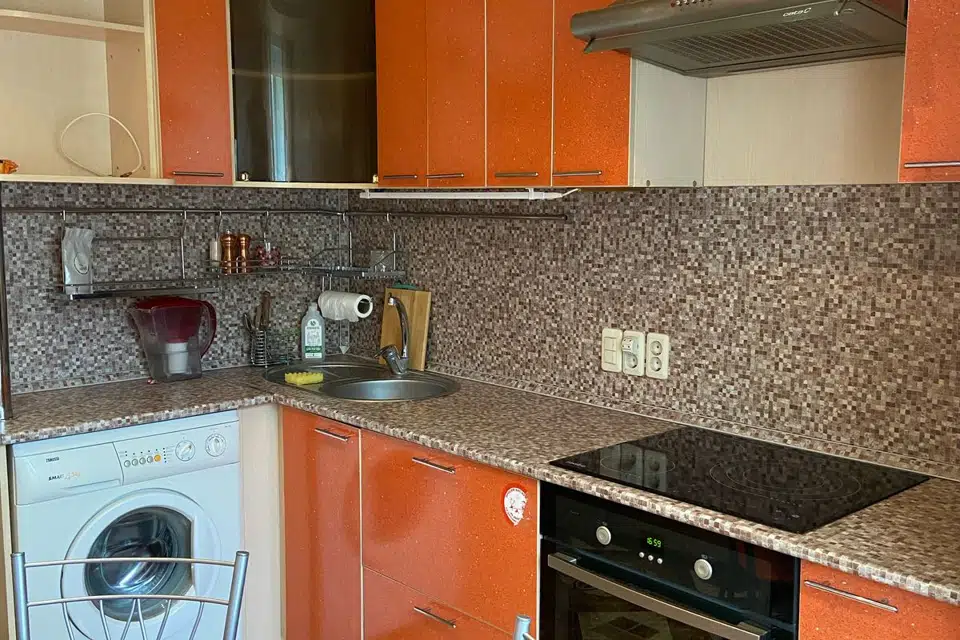 Продаётся 3-комнатная квартира, 59.7 м²